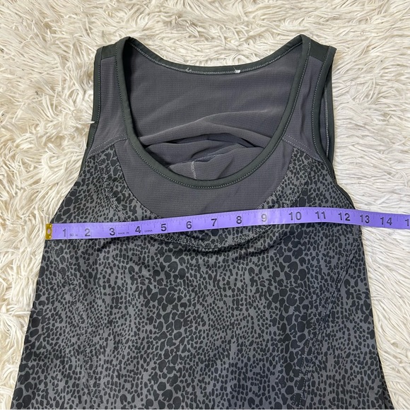 ◾️Adidas Stella McCartney Leopard Print Workout Tank - Picture 3 of 5